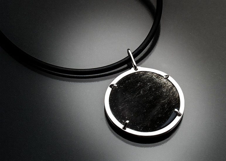 Medallón de Obsidiana